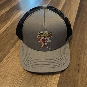 NWOT universal studios Grey and black Halloween Horror Nights 2024 trucker hat